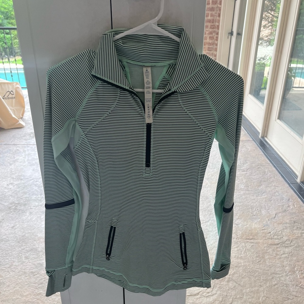 Lululemon Women’s define jacket
